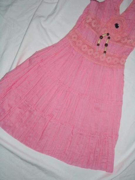 Dlouhé růžové volánkové šaty, tu,92