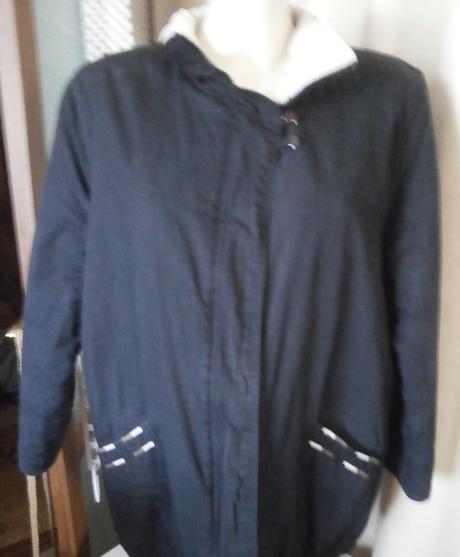 Bunda oboustranná černá - bílá, xl