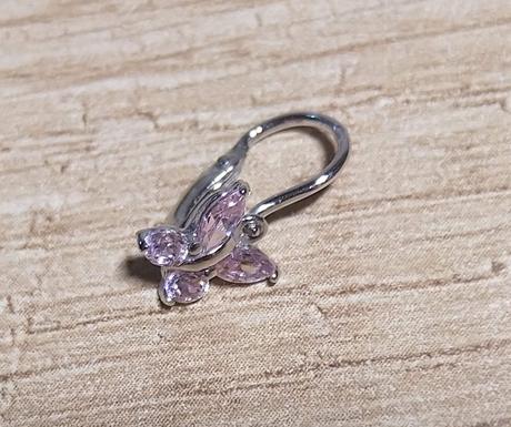 Dětské stříbrné naušnice s motýlkem, 