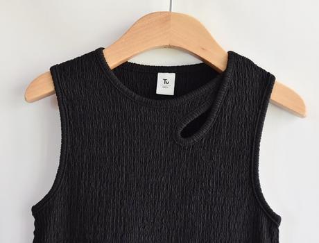 Šaty vel. 7 let, tu,122