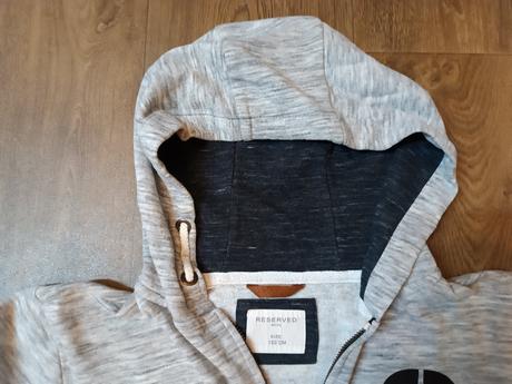 Chlapecké mikiny reserved 152,chapter young 158, reserved,152