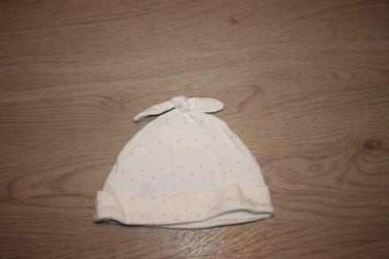 Čepička s hvězdičkami, baby,68