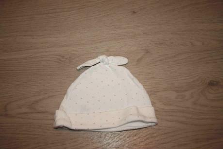 Čepička s hvězdičkami, baby,68