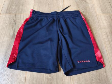 Kraťasy červené, decathlon,140