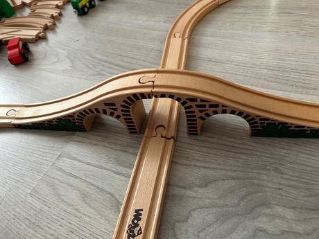 Drevená železnica a depom, 