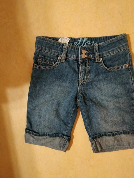 Značkové kraťasy vel.122, benetton,122