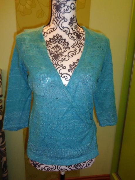 Krásný tyrkysovo - stříbrný zavinovací svetr, l