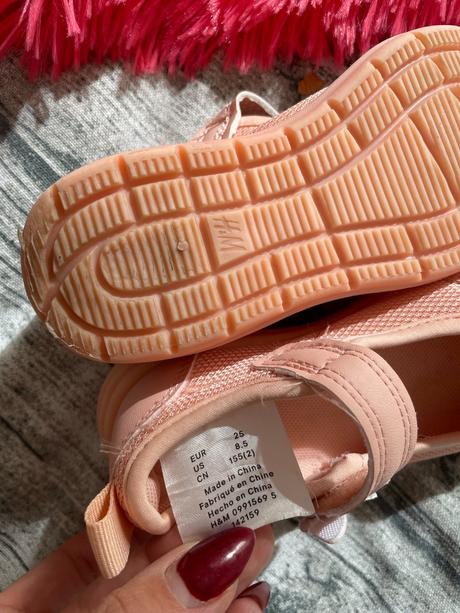 Dívčí balerínky h&m 25, h&m,25