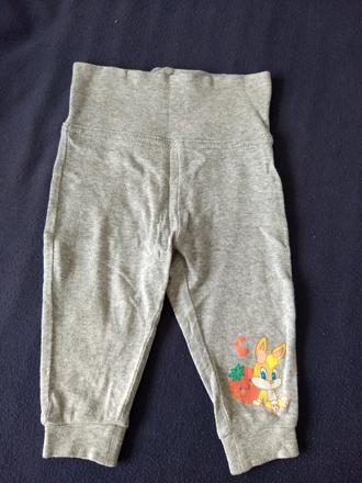 Tepláčky se zajíčkem, 68