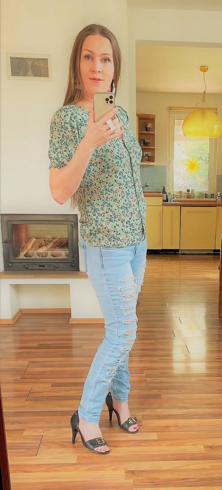 Kvítkovaná halenka, vel m, ff, f&f,m