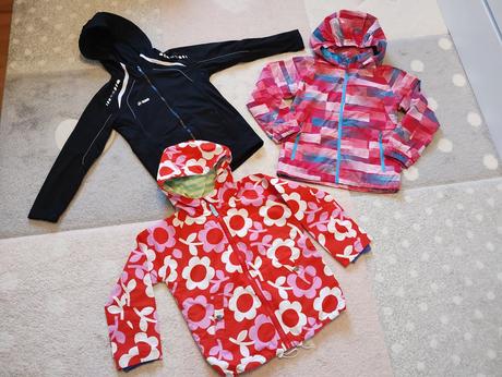 Balík oblečení vel. 122/128 134, 122–134