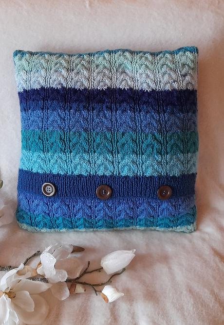 Copánkový pletený povlak ombré modrý tyrkys, 