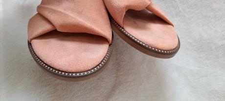 Dámské meruňkové páskové pantofle, 40