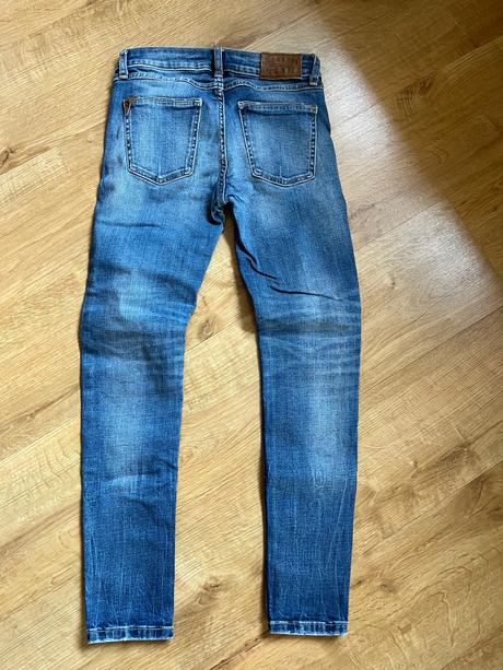 Bezva pružné pohodlné džíny, rifle zara, zara,152