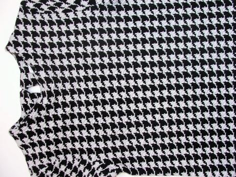 P253 teplé šaty vel. 10 let, next,140