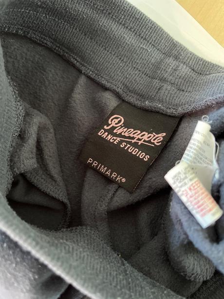 Tepláky, primark,140