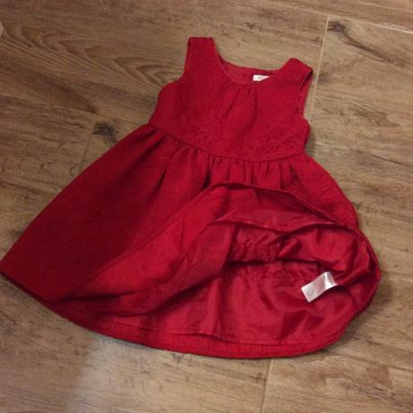 Bohaté slavnostní šaty s mašlí, primark,104