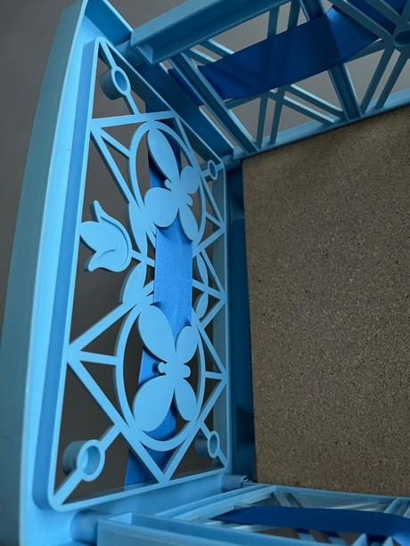 Retro dětská plastová postýlka pro panenku plyšáky, 