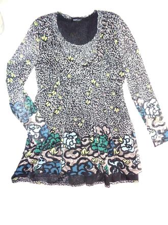 Exkluzivní minišaty nebo top, 42