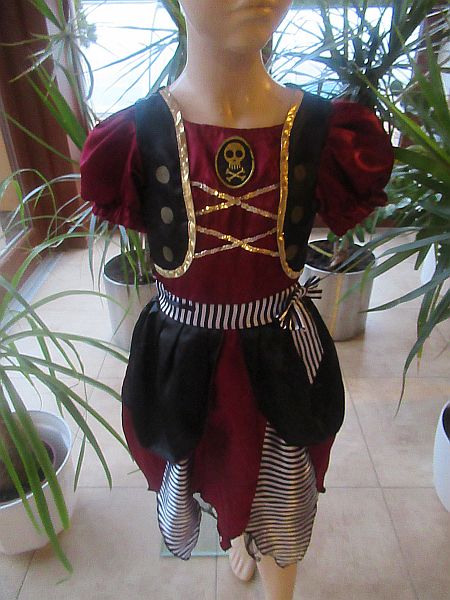 Karnevalový kostým vel.116,