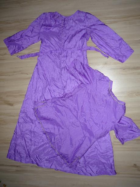 Fialový kostým / šaty / tunika, 