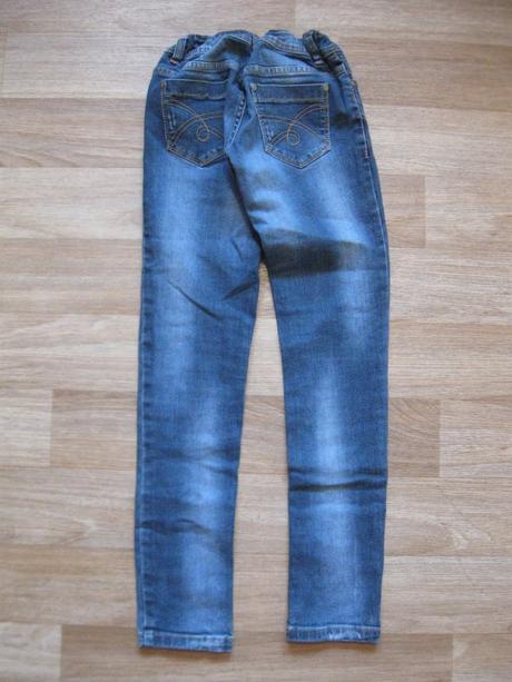Džíny, 140
