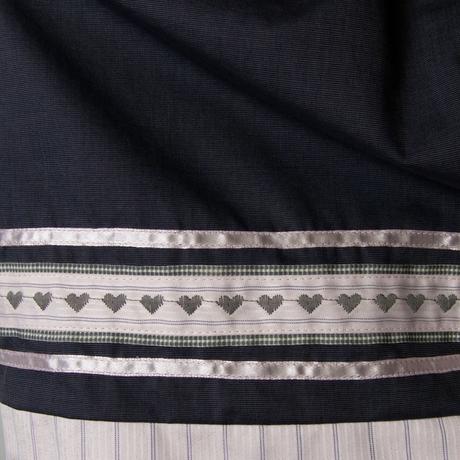 Sukýnka majolenka, 122