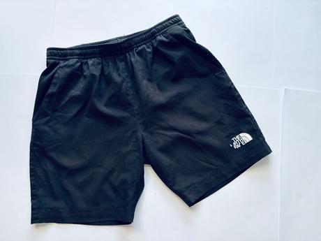 Kraťasy černé značkové - v.cca 7/8 let, 128