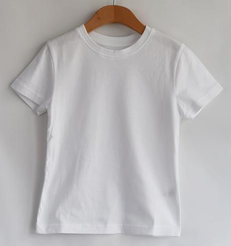 Trička vel. 4 - 5 let, george,110