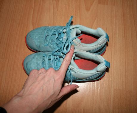 Trekové outdoorové boty, tenisky, adidas,33