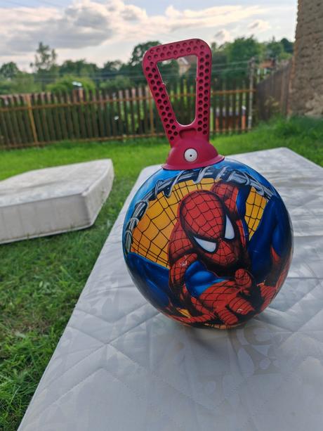 Hopsadlo míč spiderman., 