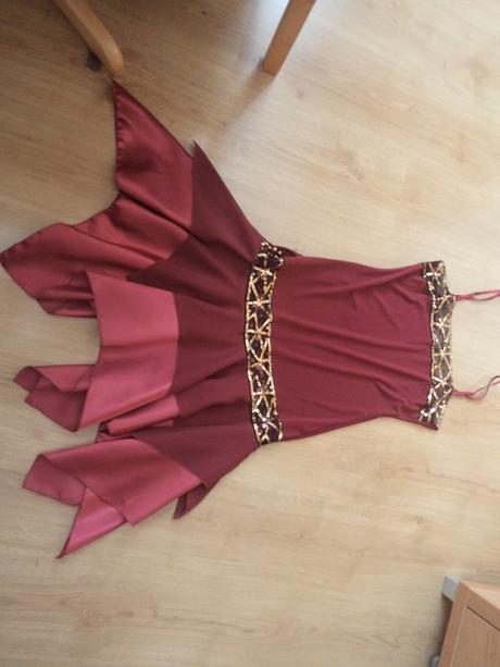 Společenské šaty, s