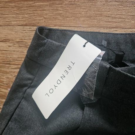 Elegantní společenské kalhoty trendyol vel. xs, xs