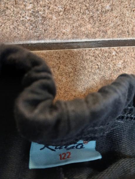 Tepláky kugo, vel. 122,, kugo,122