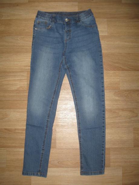 Džíny, 158