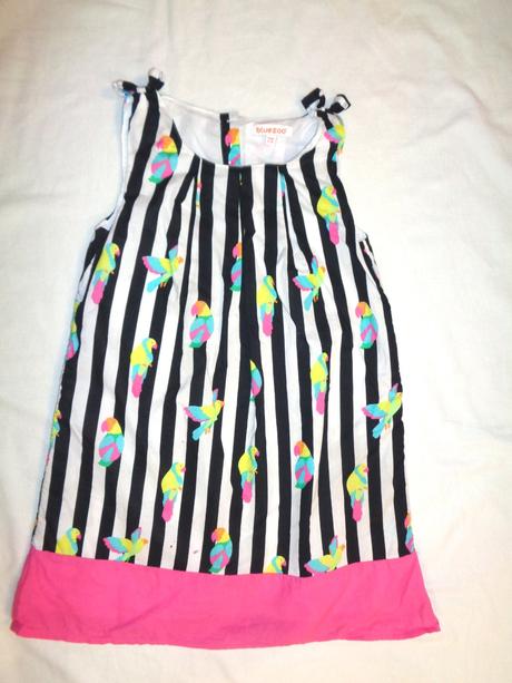 Černobílé pruhované šaty s papoušky, bluezoo,110