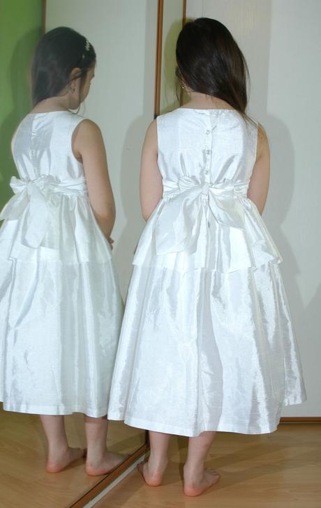 Společenské šaty družička, první svaté přijímání, 128