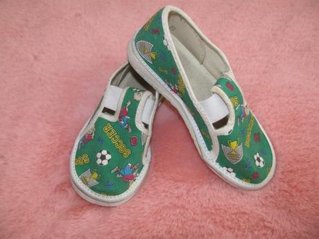 Dětské papuče s fotbalovým motivem, 25