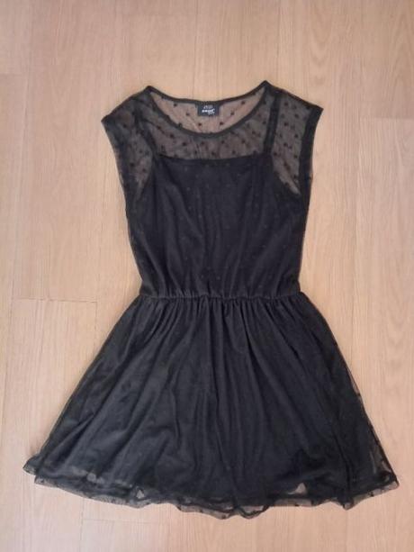 Černé šaty s hvězdičkami, takko,146