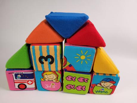 Látkové rozvojové kostky,