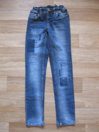 Džíny, 140