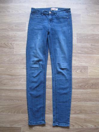 Džíny, 38