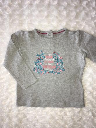 Šedé tričko lupilu, lupilu,86