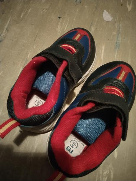 Boty mašinka tomáš, tesco,23