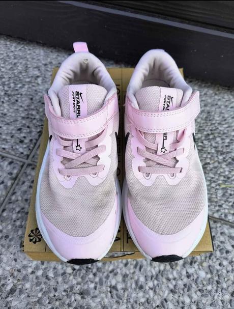 Dívčí nike, nike,33