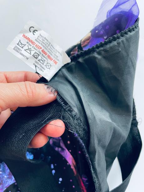 An10/ kostym ploutev halloween - v.cca 5-7 let, 