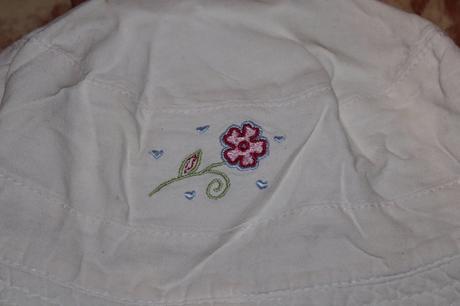 Dívčí klobouk, klobouček květinka obv. 42 - 44 cm, 74