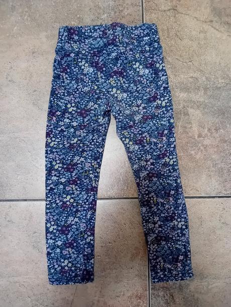 Džegíny h&m, vel. 104, h&m,104