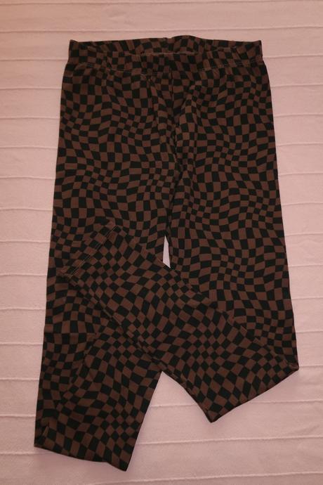 Hnědé legíny, pepco,152