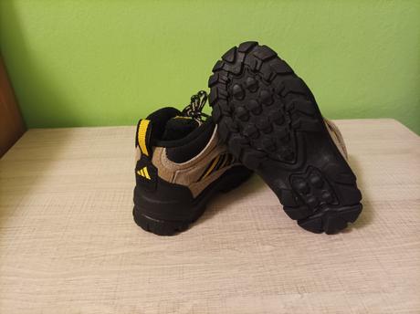 Kotníkové boty - vel. 23, adidas,23